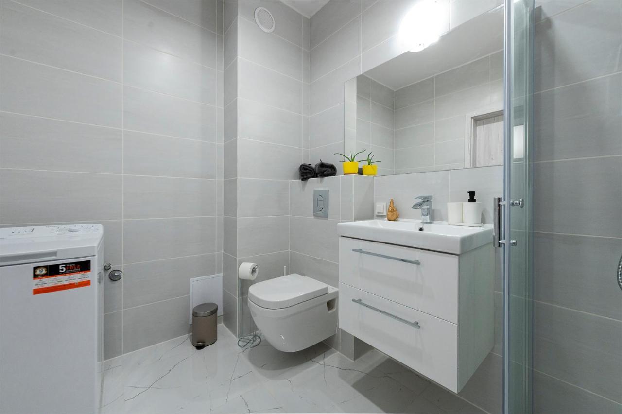 Luxury In City -3- Studio Bright & Secure Free Parking Λοτζ Εξωτερικό φωτογραφία